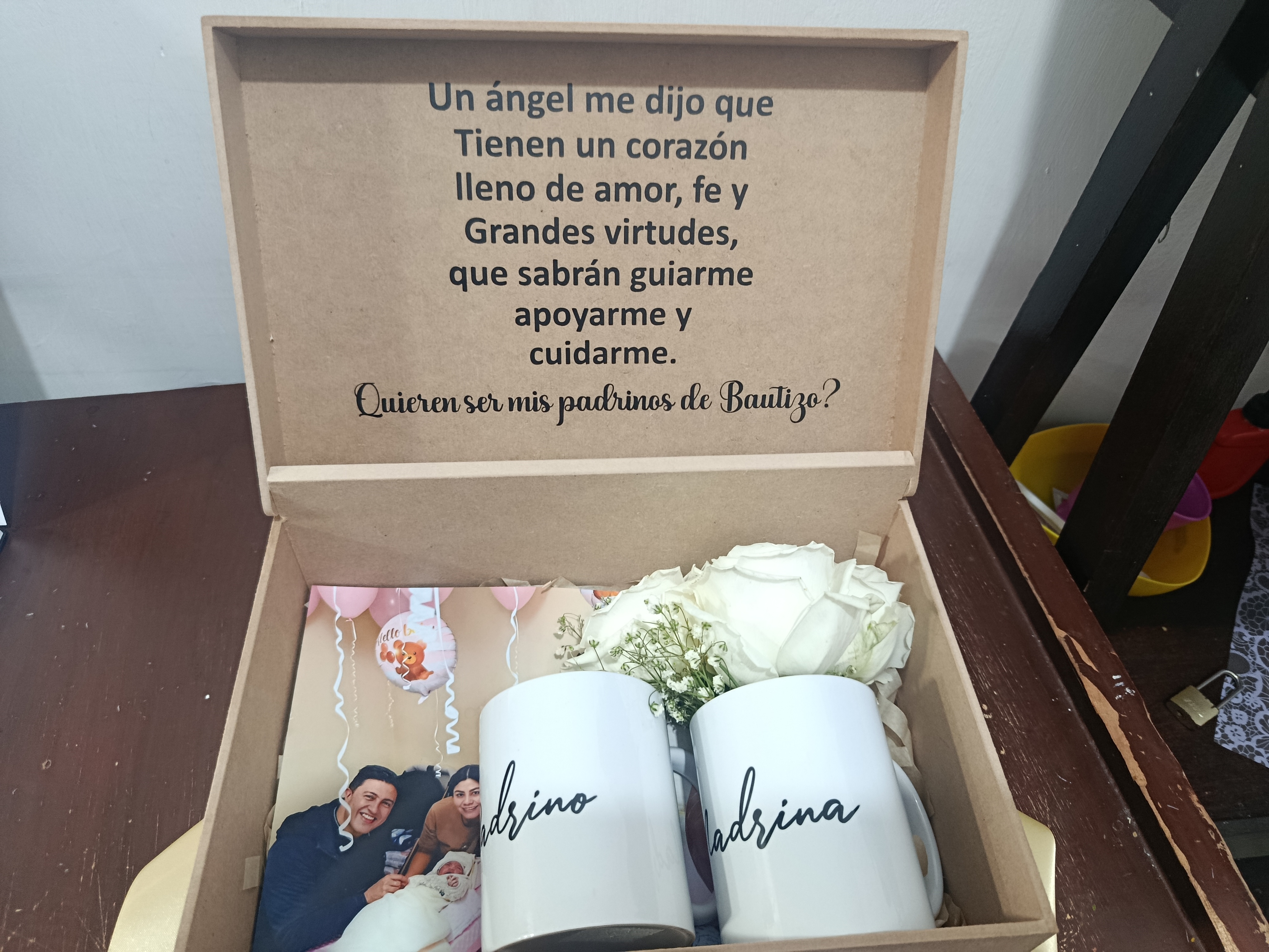 CAJA PADRINOS
